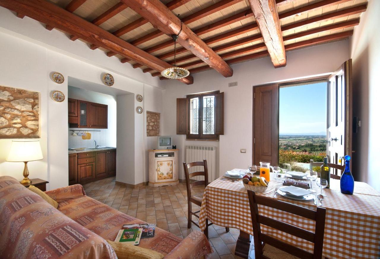 Agriturismo Fiordaliso Trevi Exteriér fotografie